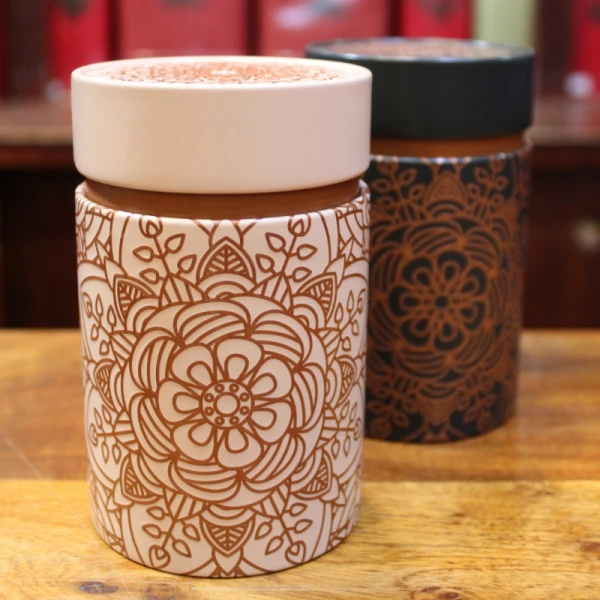 Boîte Cylindrique Rosace beige - Compagnie Anglaise des Thés