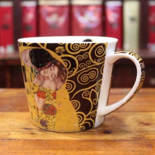 Grand Mug Insolence Klimt Le Baiser marron 50cl - Compagnie Anglaise des Thés