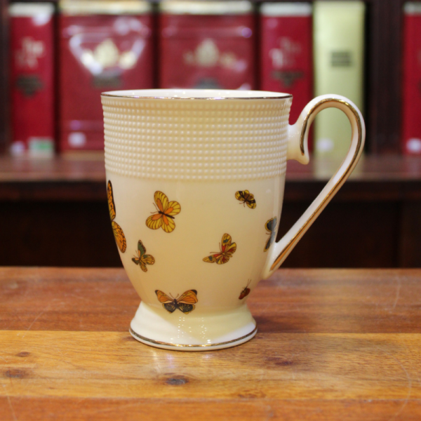Mug Cottage Papillons - Compagnie Anglaise des Thés