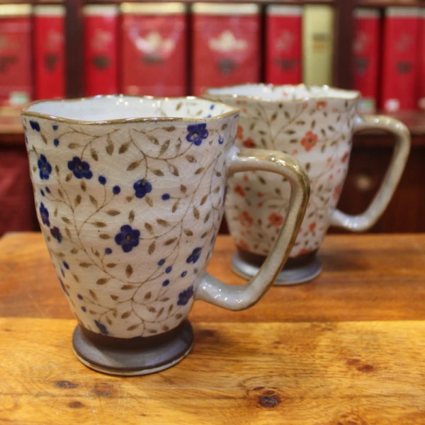 Mug Japonais fleurs bleues - Compagnie Anglaise des Thés