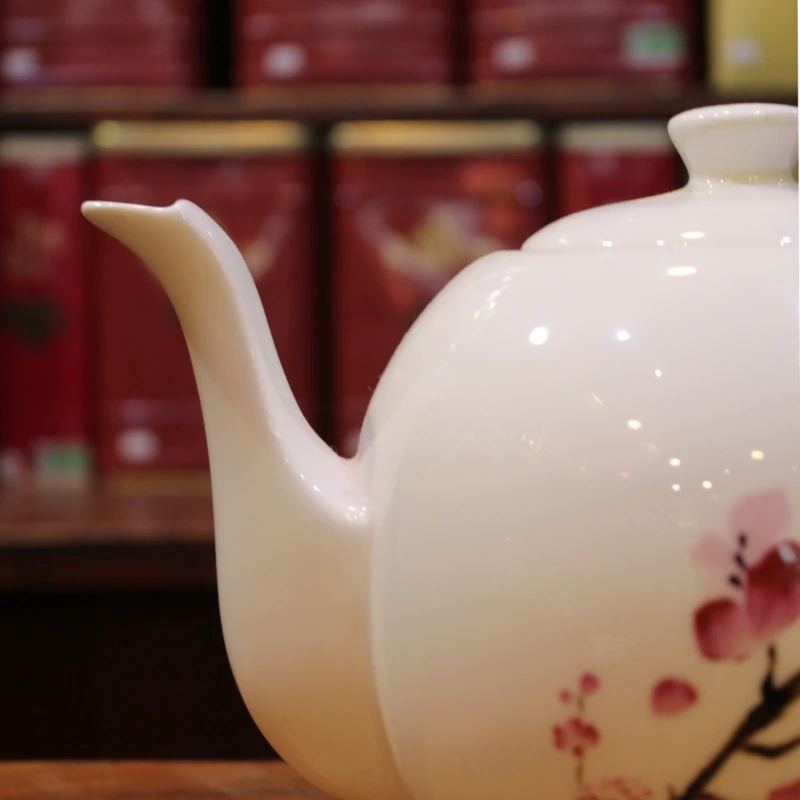 Théière en porcelaine Fleurs de cerisier - Contenance : 1,2l