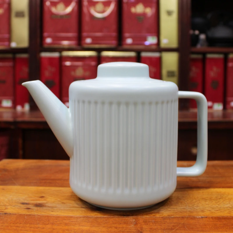 Théière Scandinave bleu clair 1,2L  - Compagnie Anglaise des Thés