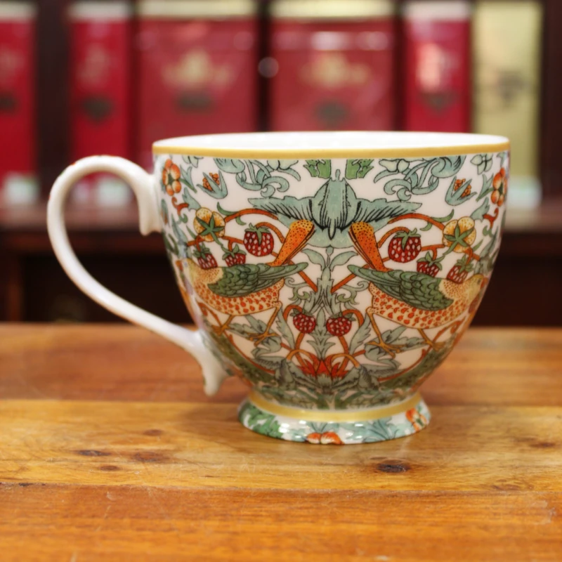 Mug à pied Stawberry - Compagnie Anglaise des Thés