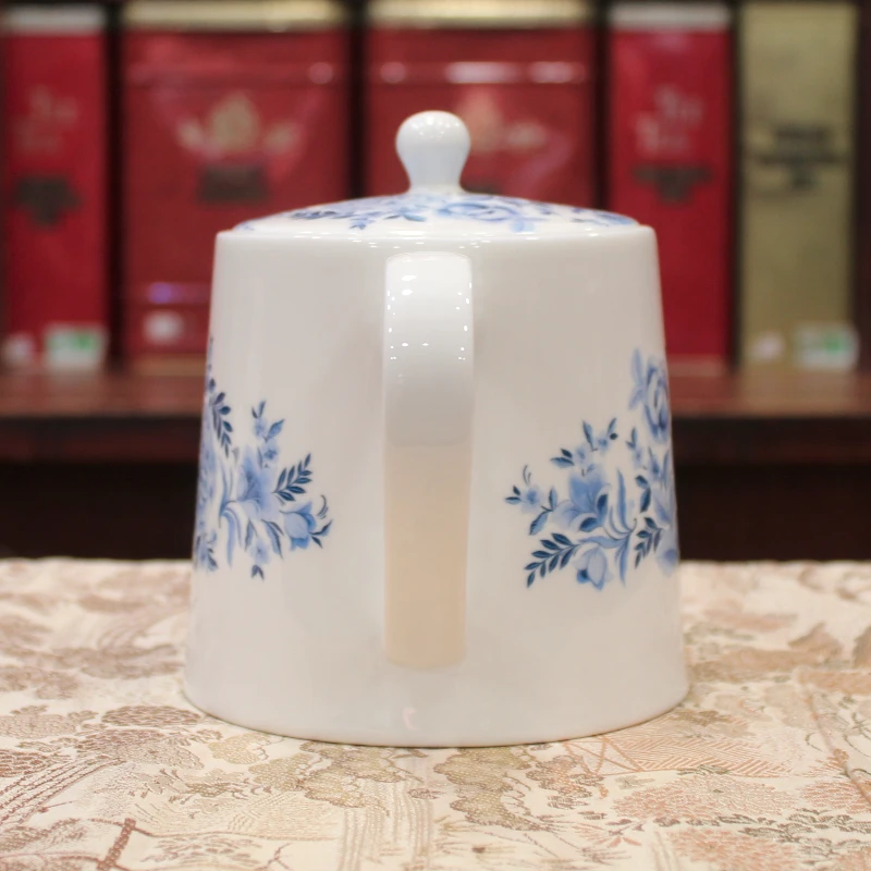 Théière blanche Cottage 0.75l- Compagnie Anglaise des Thés