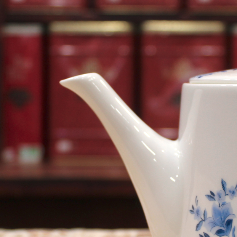 Théière blanche Cottage 0.75l- Compagnie Anglaise des Thés